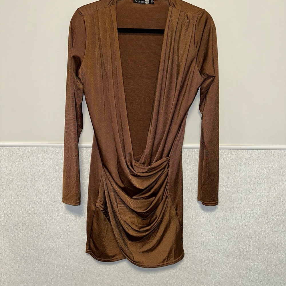 Boohoo Women's dark gold Mini Dress 10 night going out long sleeve plunge neck